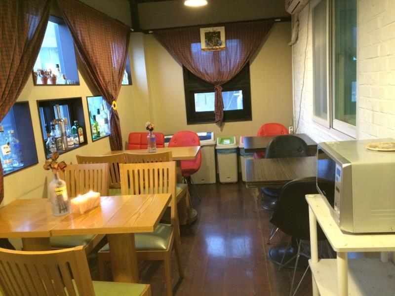 Comeinn Guesthouse Hongdae - Female Only Seul Dış mekan fotoğraf