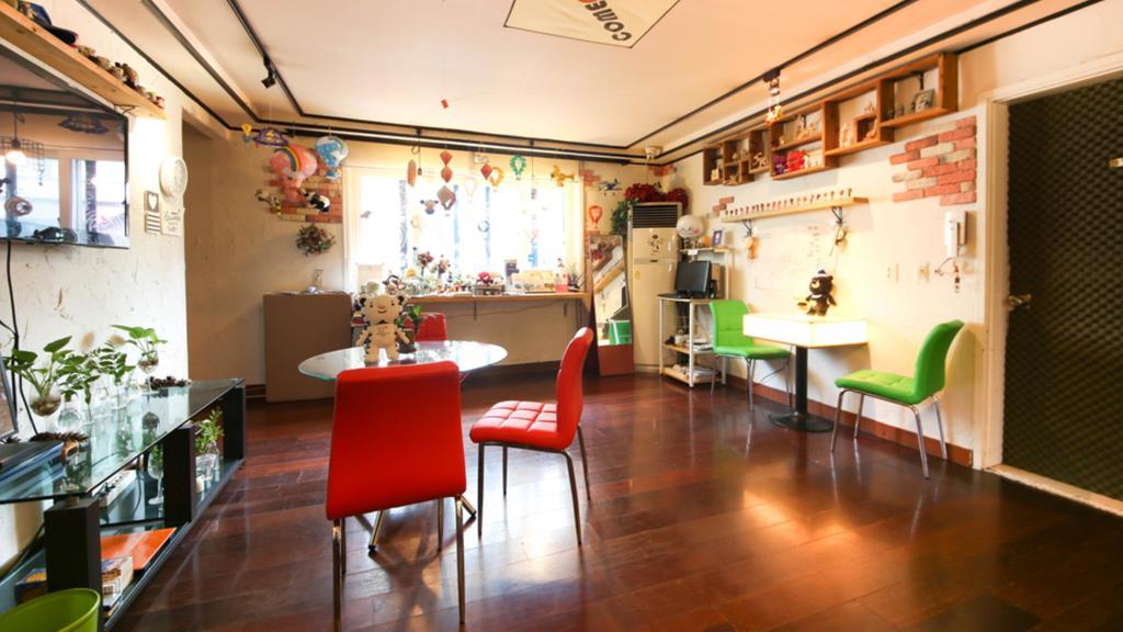 Comeinn Guesthouse Hongdae - Female Only Seul Dış mekan fotoğraf