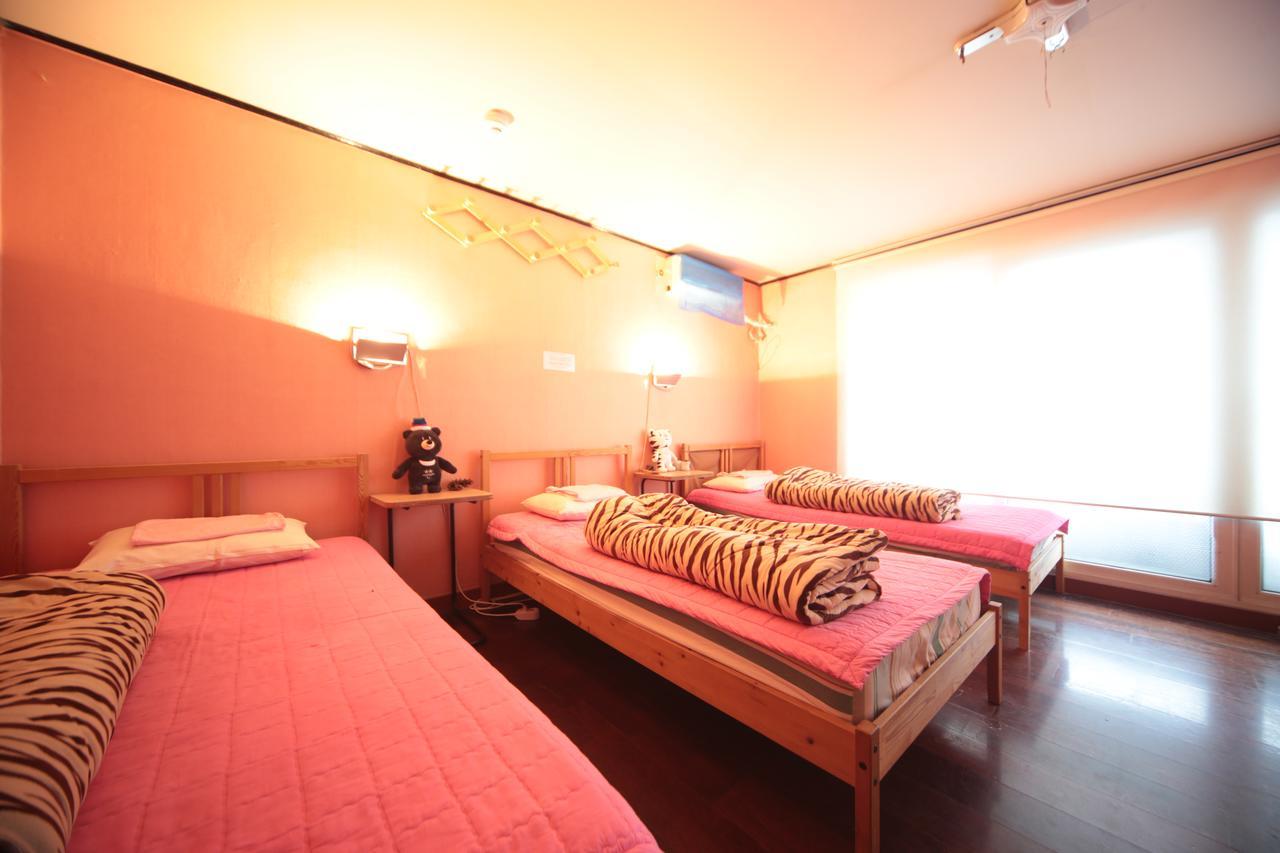 Comeinn Guesthouse Hongdae - Female Only Seul Dış mekan fotoğraf